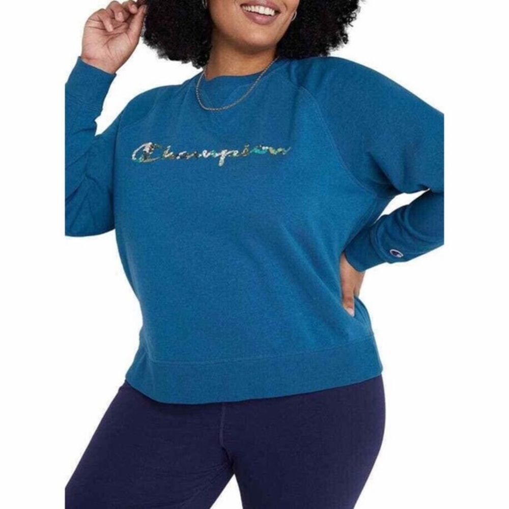 Champion Women's Campus French Terry Crew Neck Sweatshirt